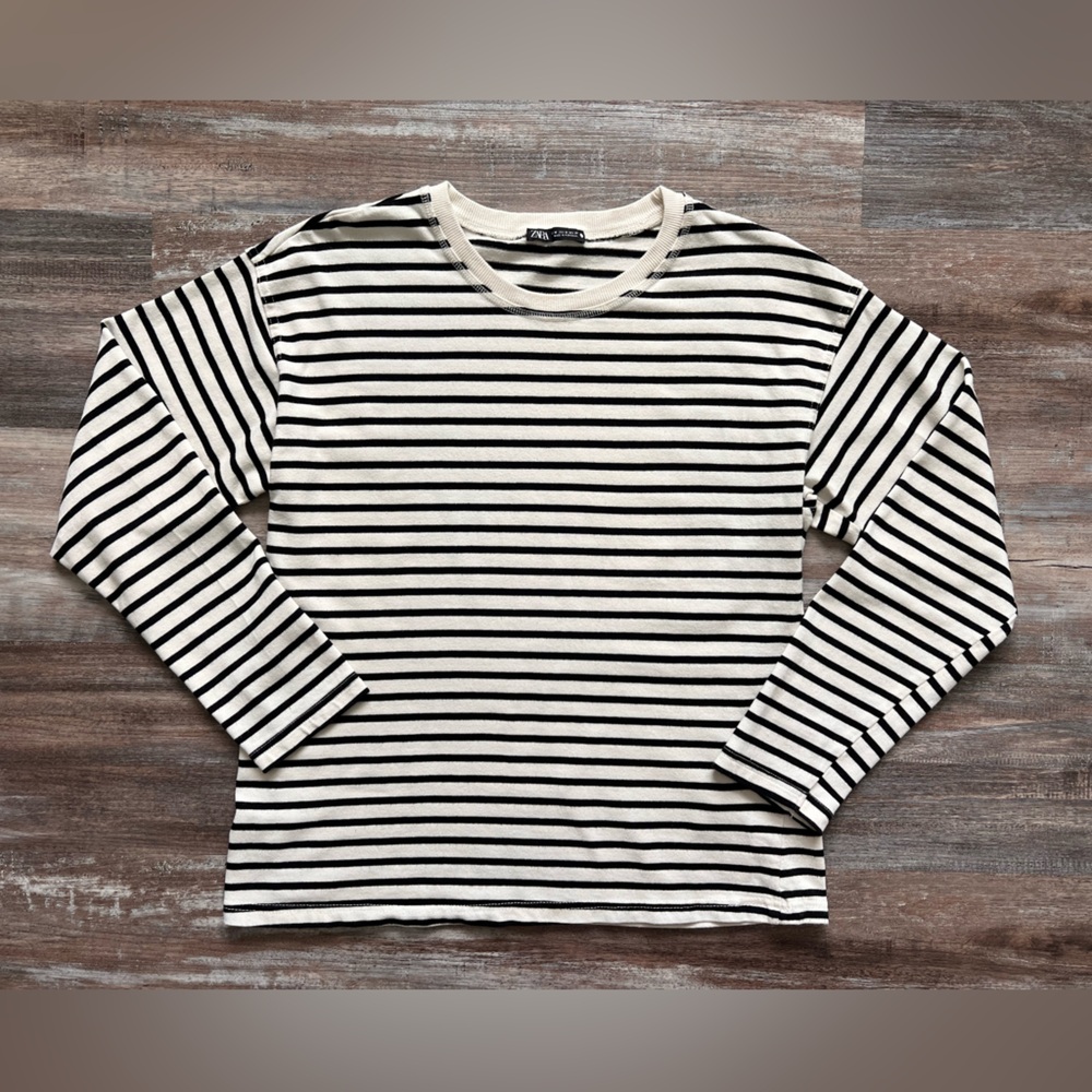 Zara black and cream striped rustic pullover sweatshirt